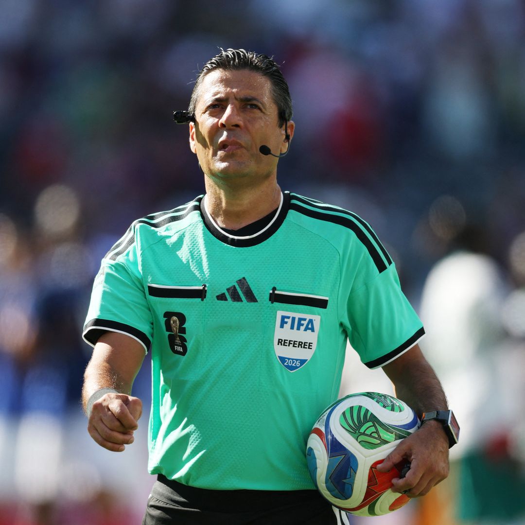 El árbitro Alireza Faghani. Foto: Reuters